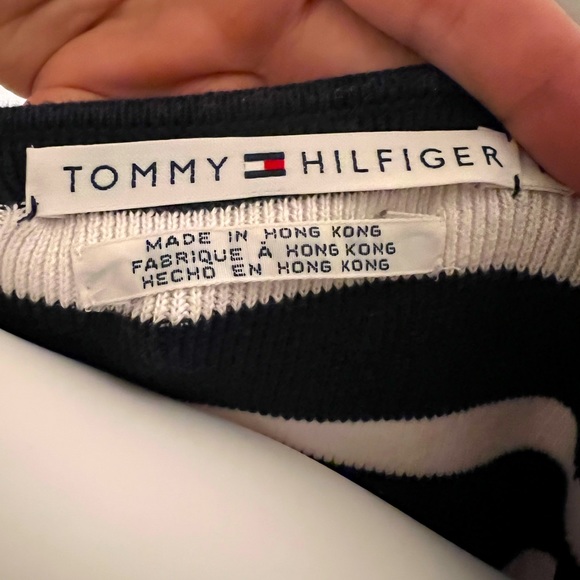 Tommy Hilfiger Women's Sweater size M - Picture 3 of 3